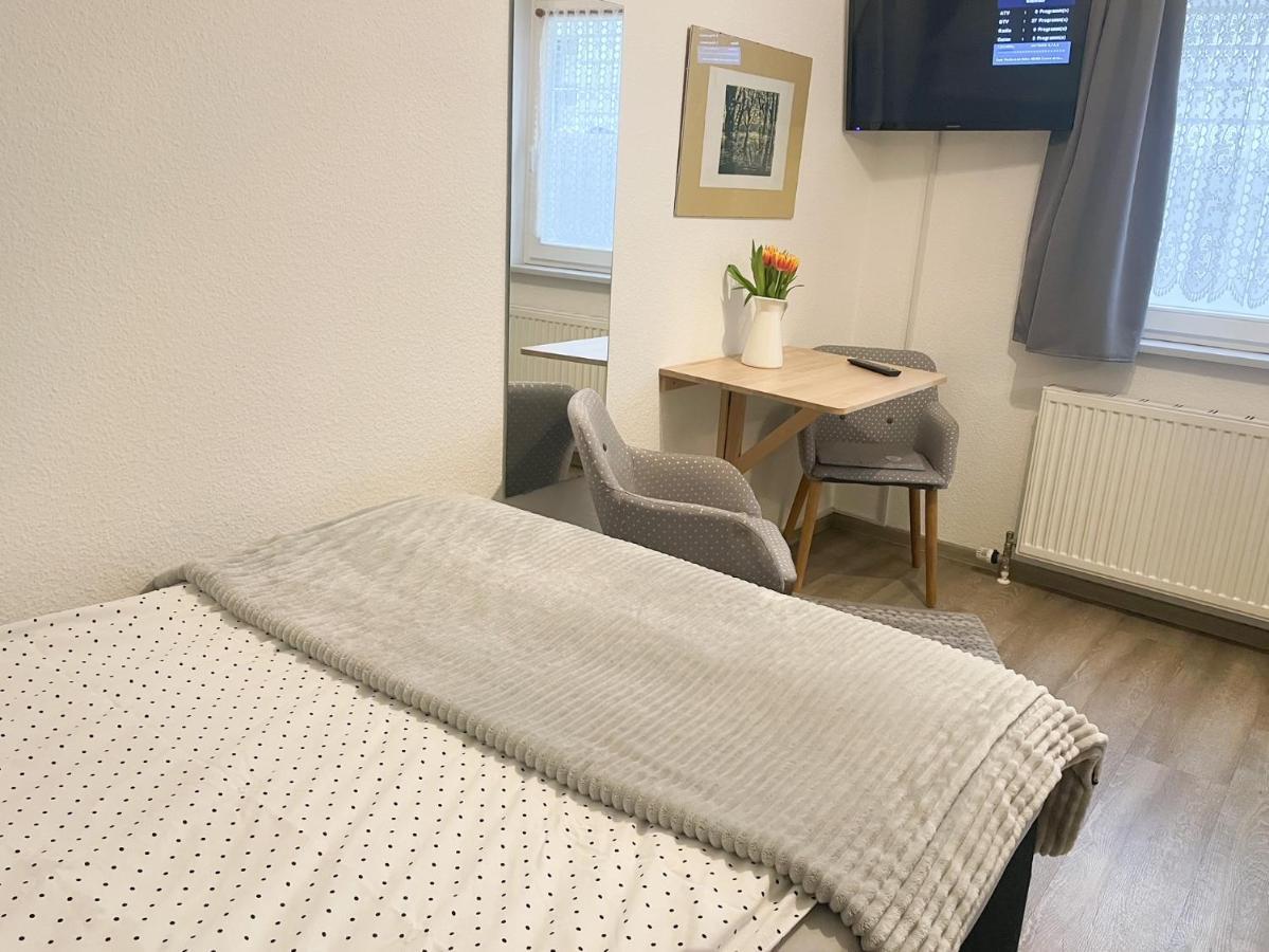 Ferienzimmer Adalonia Hotel Greifswald Ngoại thất bức ảnh